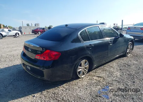 2013 Infiniti G37 z USA, uszkodzony, nr VIN JN1CV6AR1DM755853
